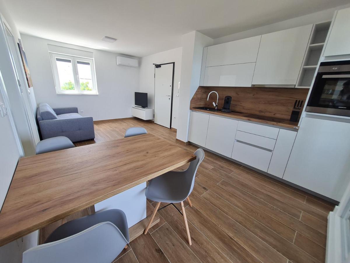 Apartmani Adria Nin Zewnętrze zdjęcie